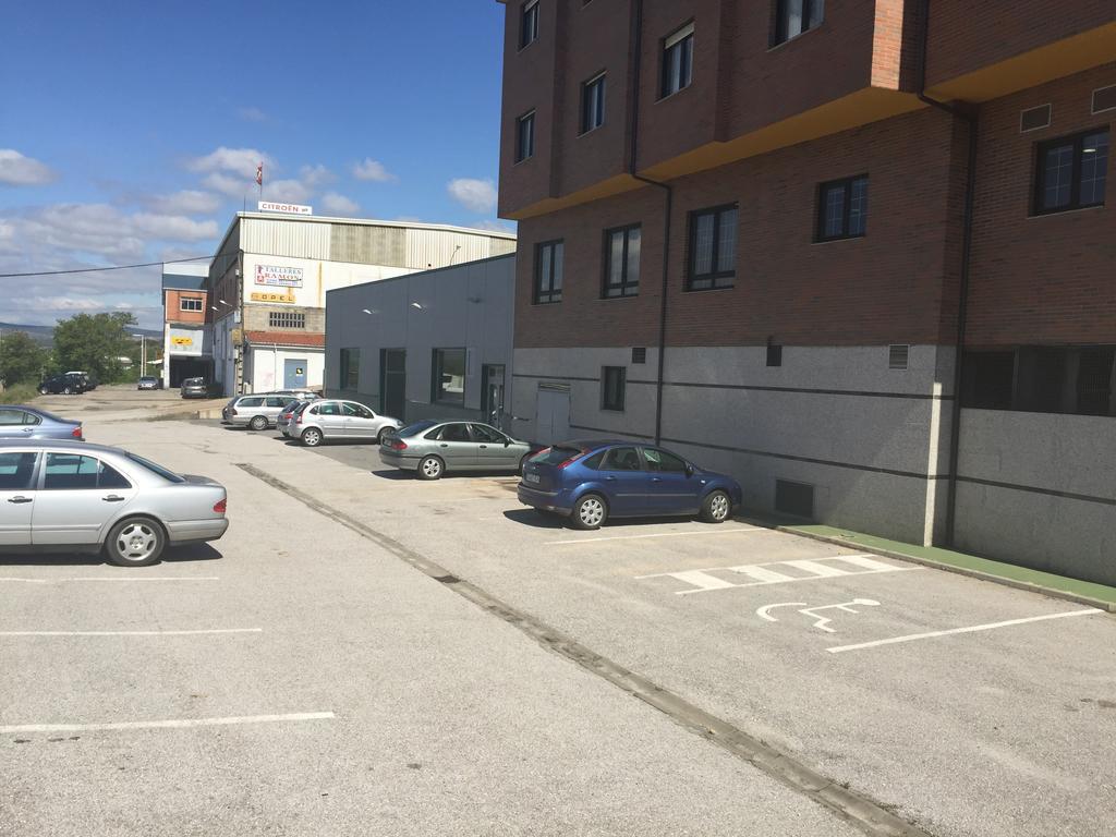 Hostal Tio Pepe II Bembibre  Buitenkant foto