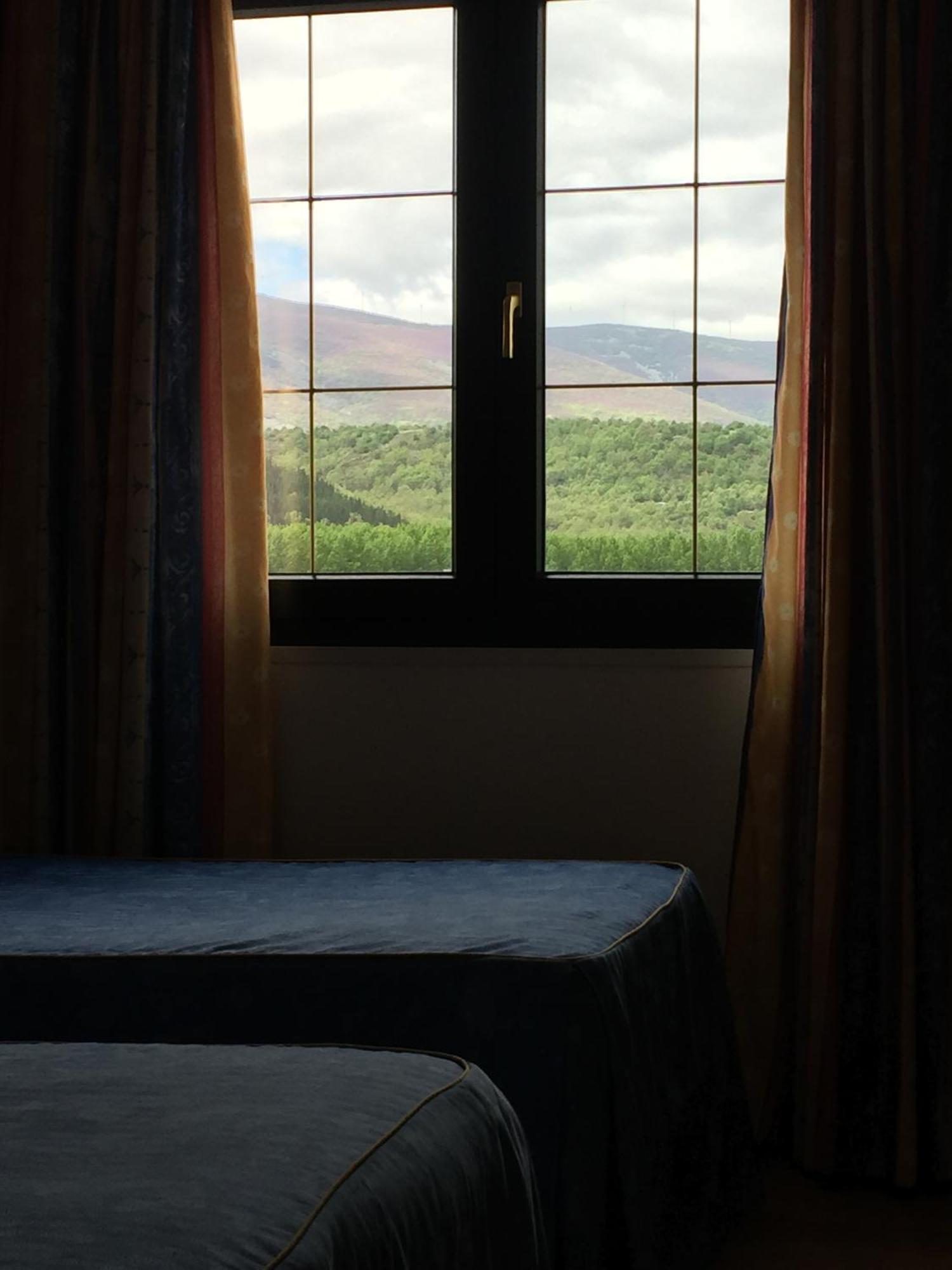 Hostal Tio Pepe II Bembibre  Kamer foto