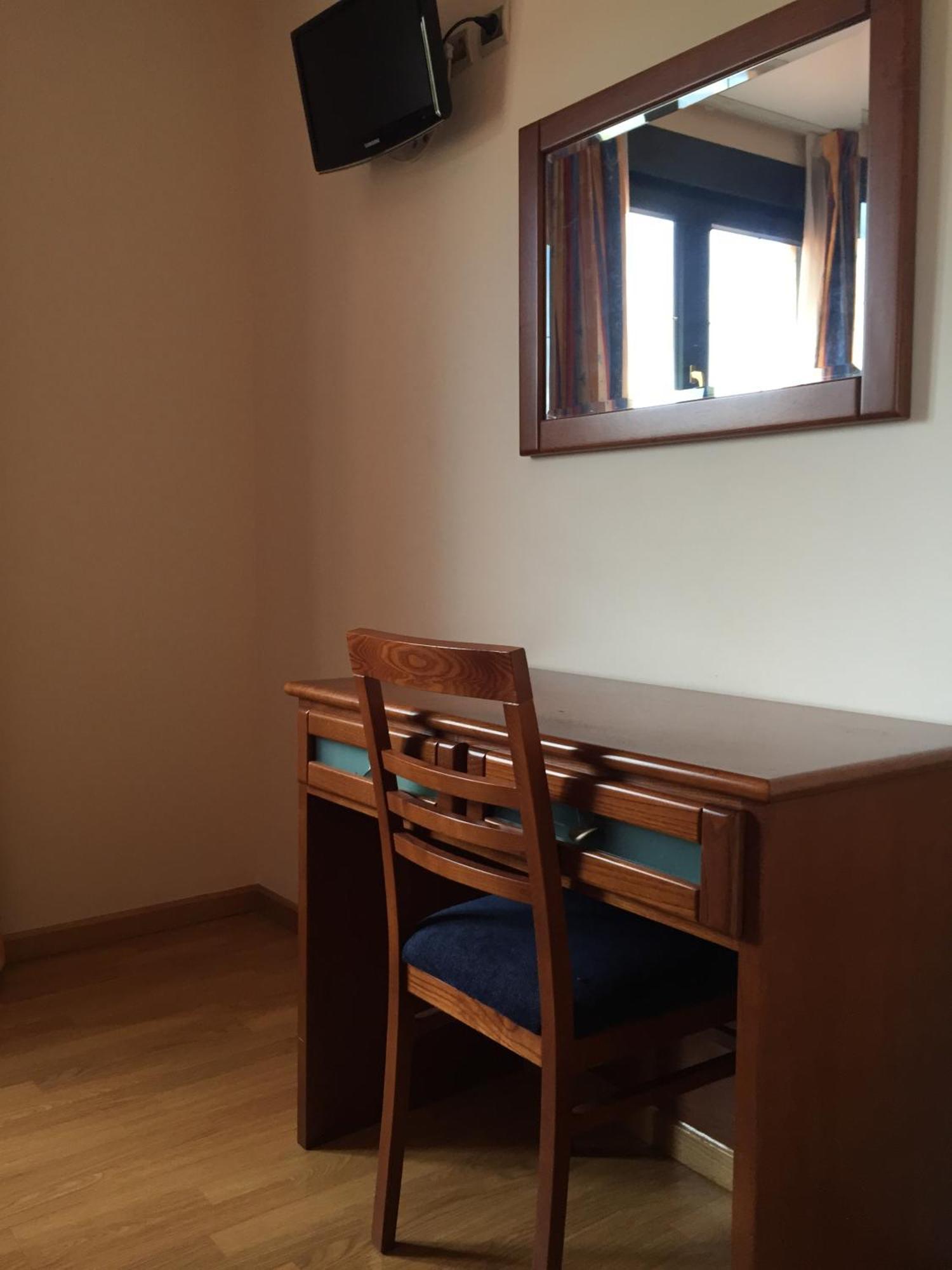 Hostal Tio Pepe II Bembibre  Kamer foto