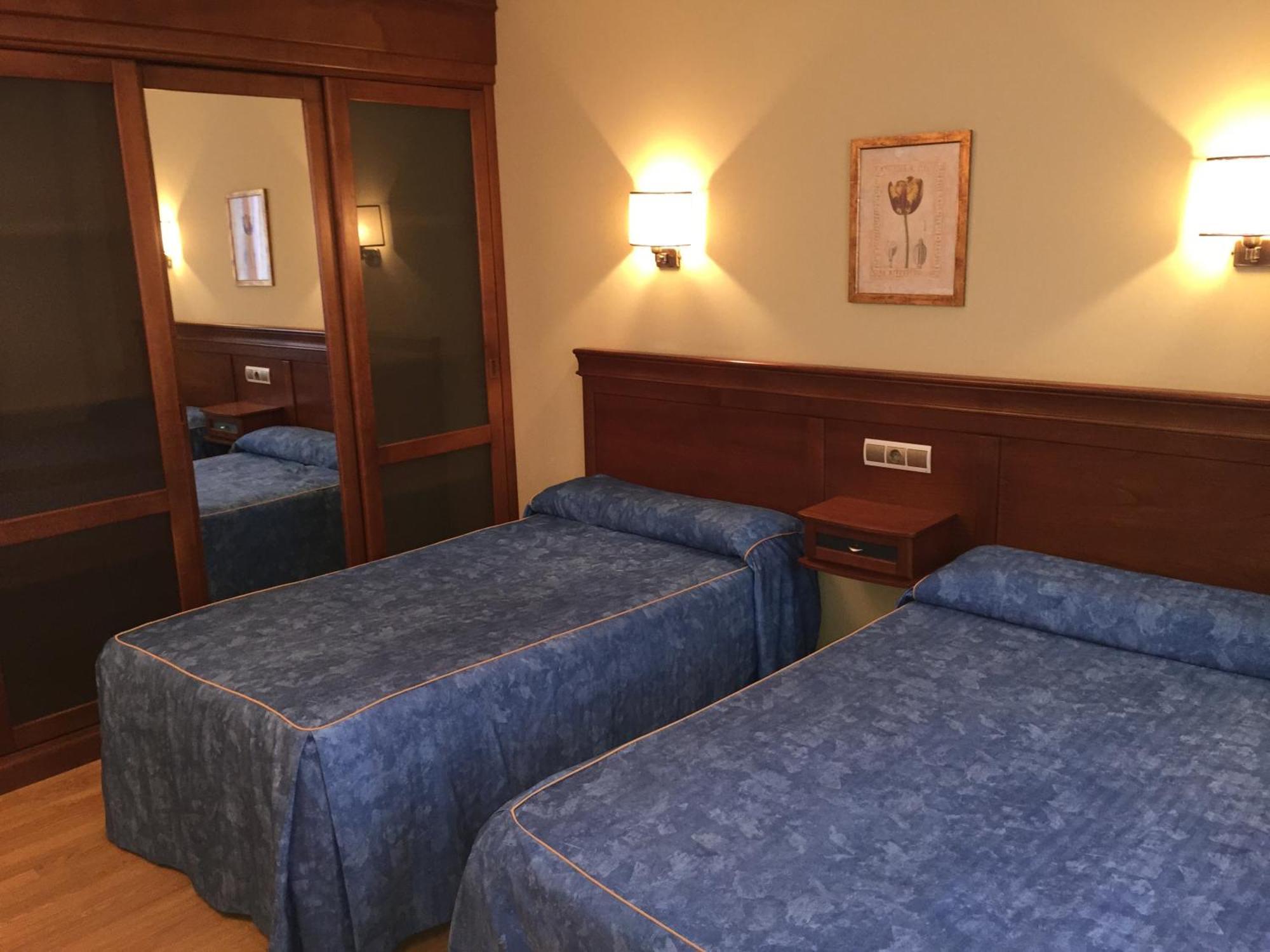 Hostal Tio Pepe II Bembibre  Kamer foto
